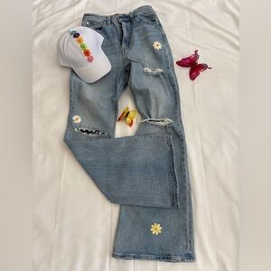Levi’s 70s High Flare Jeans 26x32 Distressed Custom Daisy Patch Hat Bundle BOHO